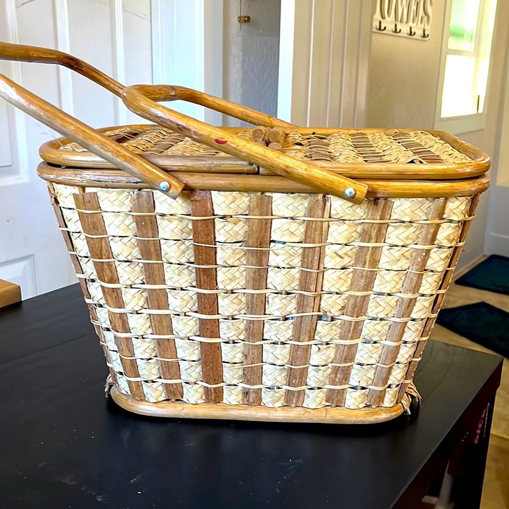 Family Size Picnic Basket
